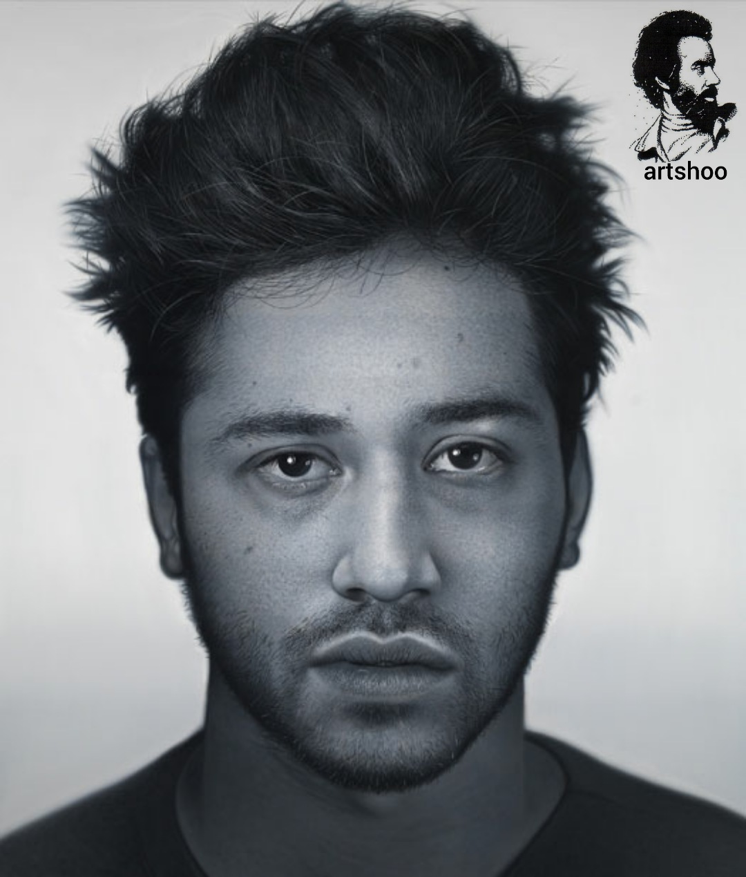 مدل پرتره سیاه قلم